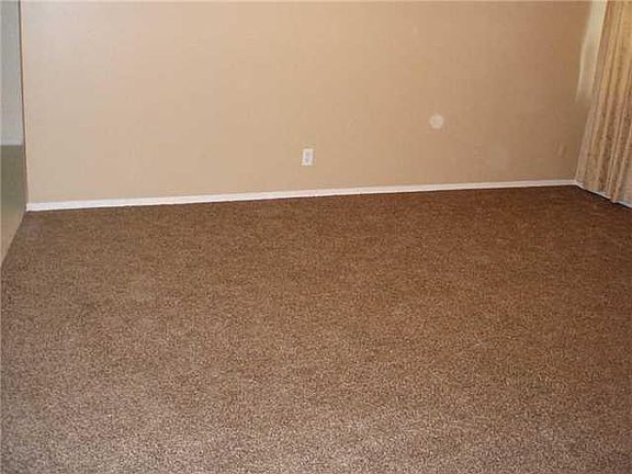 5th image of 9305 Waverly Dr