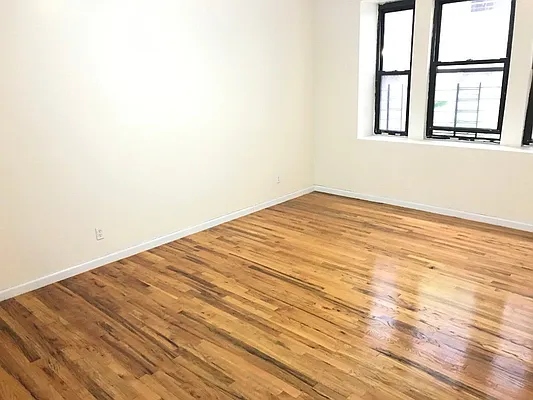 Rented by Level Group | media 1