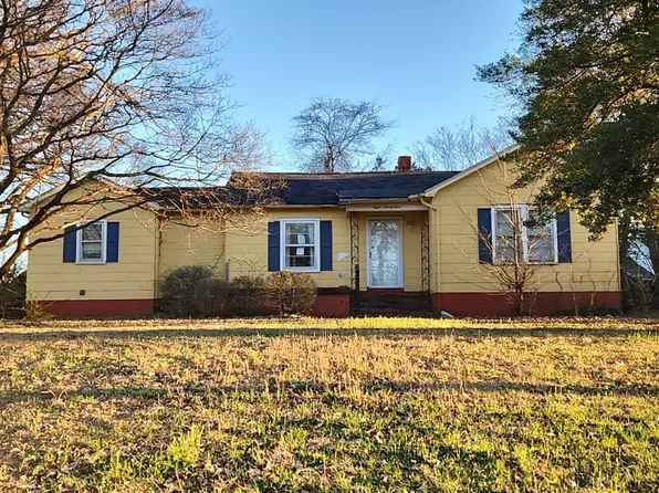 829 Shelby Dr, Dyersburg, TN 38024