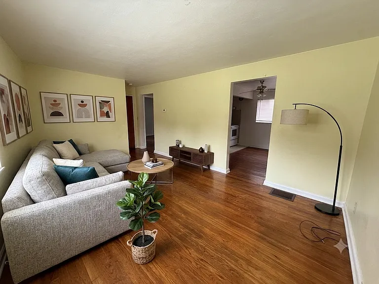 201 Northwood Ave #2 — Photo 3