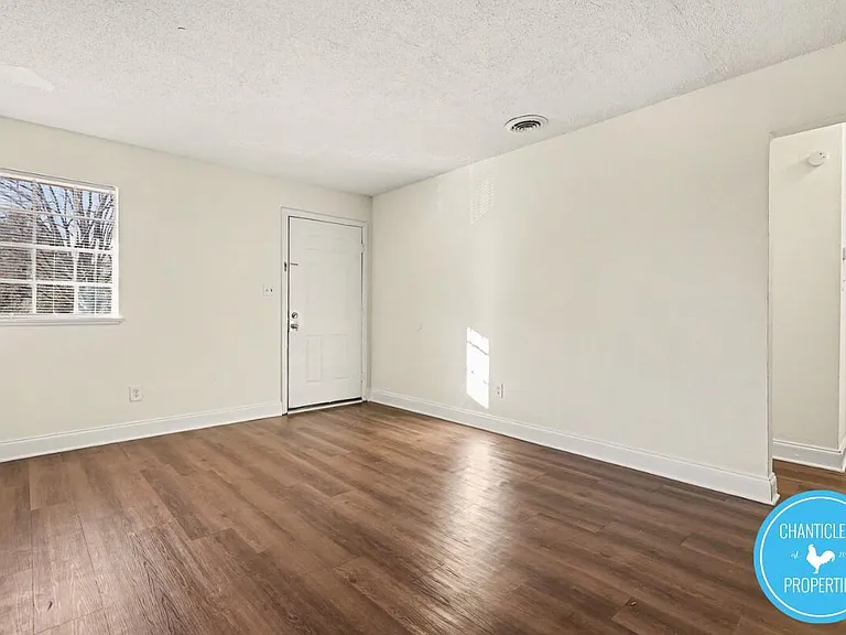 113 Florence St #7 — Photo 7