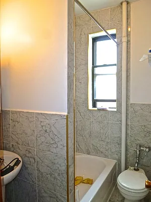 Rented by Urban Real Estate Property Group Inc | media 22