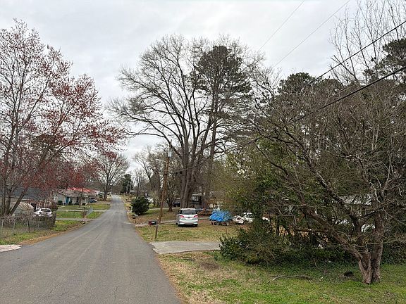 4th image of 2413 Flannery St SE