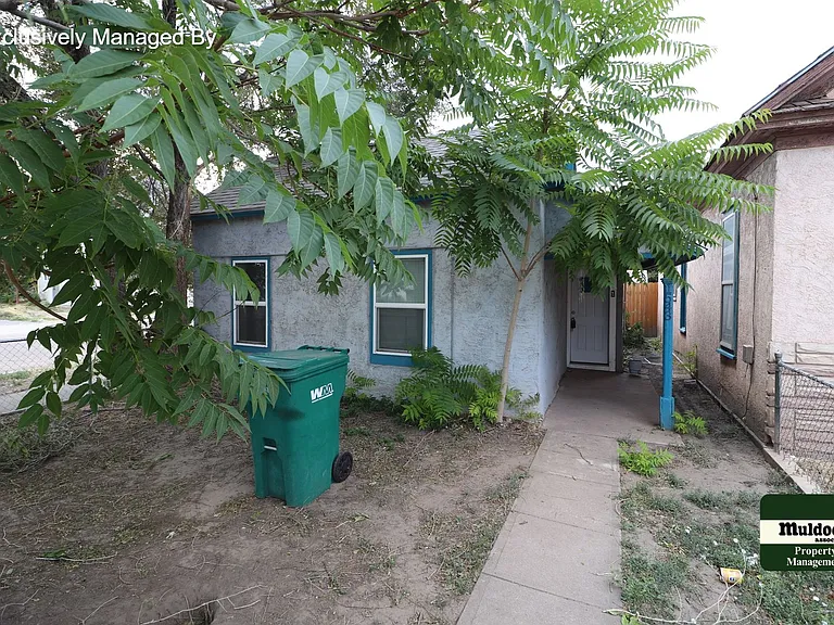 1543 Spruce St — Photo 1
