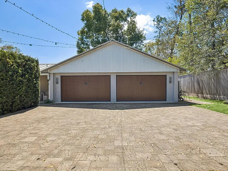 623 Pinehaven Dr — Photo 29
