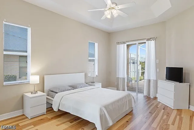 2111 SW 51st St — Photo 10