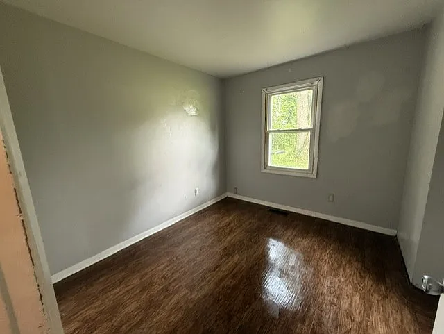 3 bed, 1008 sqft, $900 — Photo 4