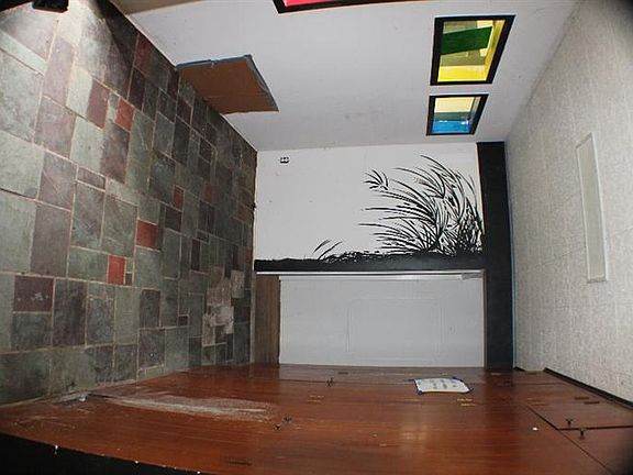 4th image of 1533 Broadway St