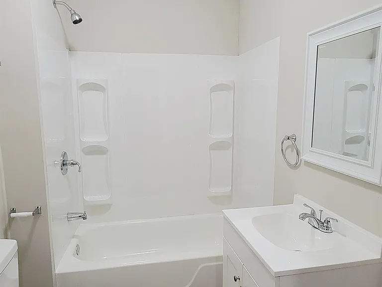 400 Walnut St — Photo 11