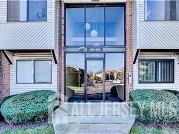 107 Edison Glen Ter, Edison, NJ 08837