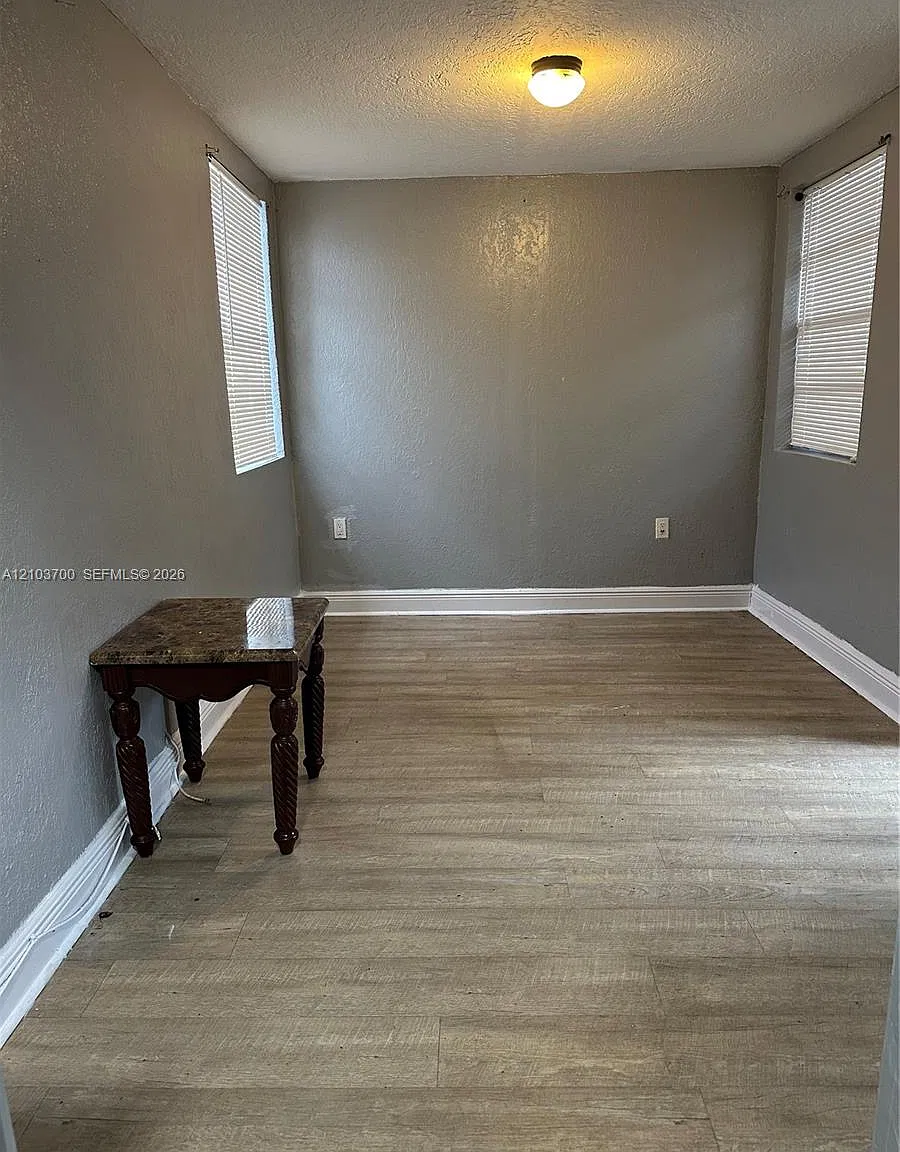 North Ridge — Photo 1