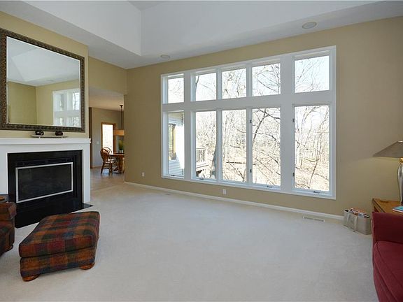 4th image of 8625 NW 70th Ct