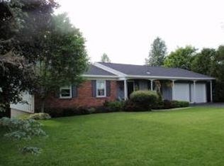 7 Brentwood Dr, Rutland, VT 05701