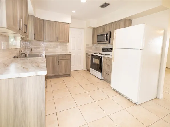 701 Beard Ave, Sebastian, FL 32958