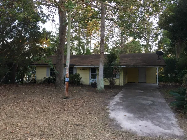 34926 Caller Ave, Dade City, FL 33523