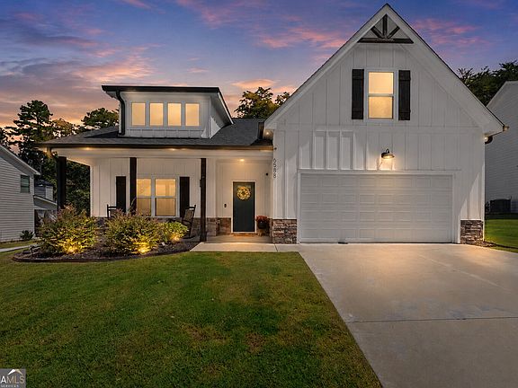 2nd image of 6588 River Station Dr