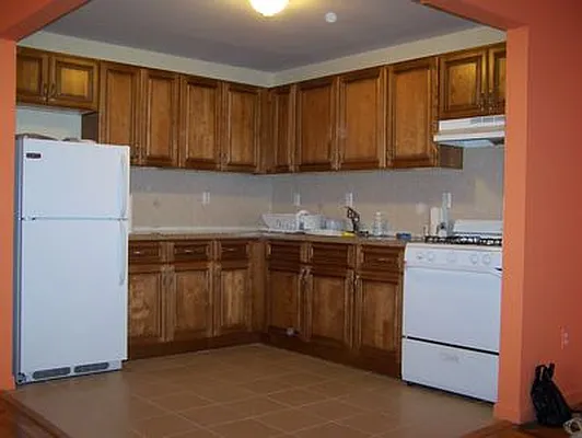 Rented by Skygroup Realty | media 17