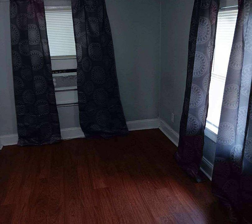 1st image of 2962 Lincoln Blvd
