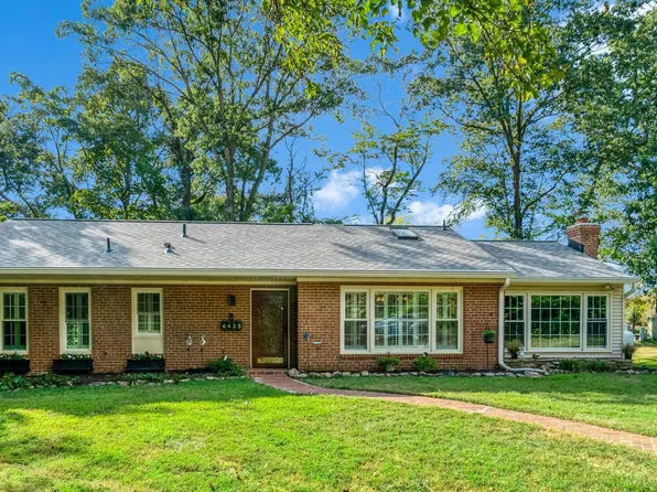 6425 Montrose St, Alexandria, VA 22312