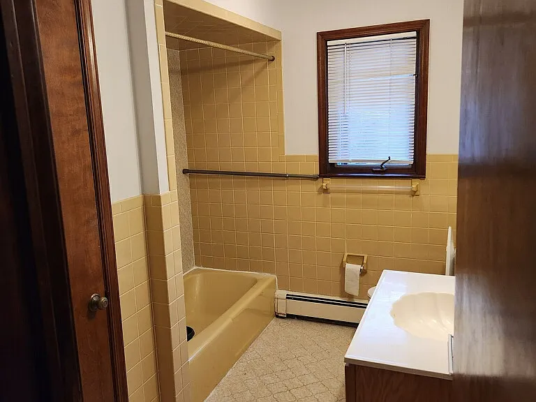 212 Falmouth Ave #2 — Photo 11