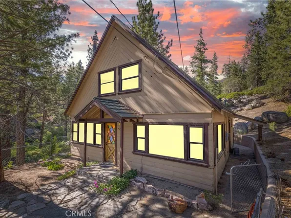 39110 Choctaw Dr, Fawnskin, CA 92333