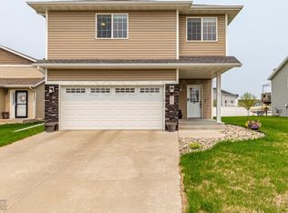 6169 59th Ave S, Fargo, ND 58104