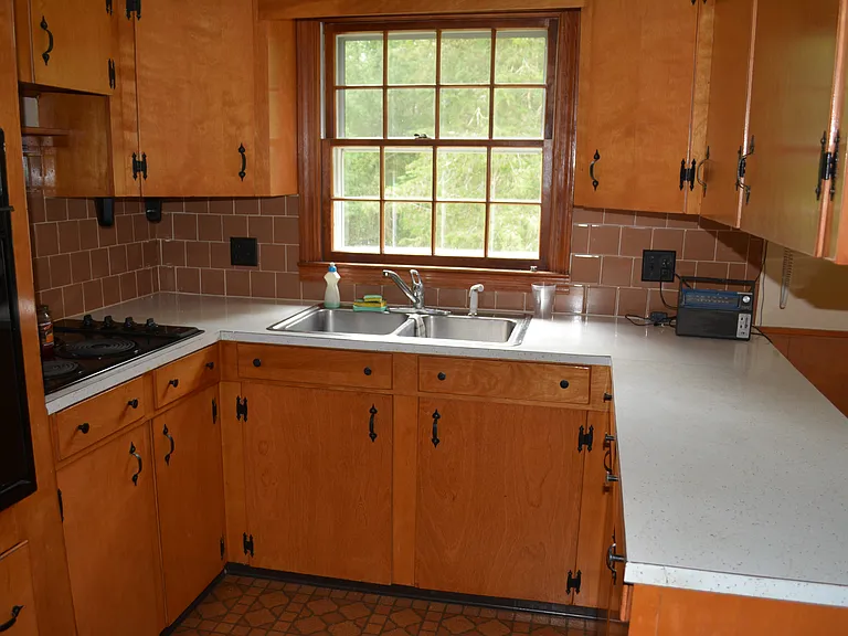 2578 Division Rd — Photo 22