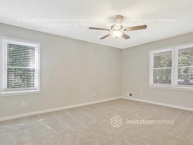 306 Lake Swan Ct — Photo 15