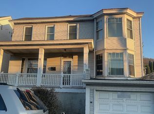 41 E Catawissa St, Nesquehoning, PA 18240