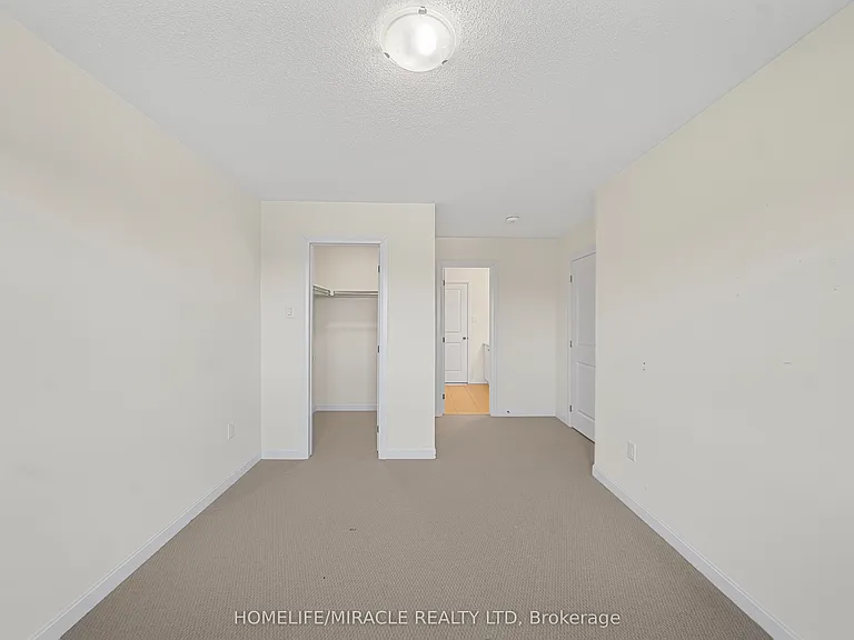111 Windermere Blvd — Photo 22