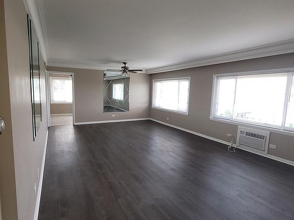 5th image of 9600 S Komensky Ave #11576764