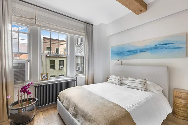 Rented by Compass | media 13