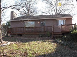 8605 E 74th Ter, Kansas City, MO 64138