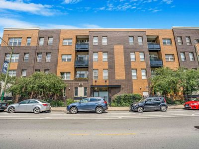 2951 N Clybourn Ave APT 406, Chicago, IL, 60618