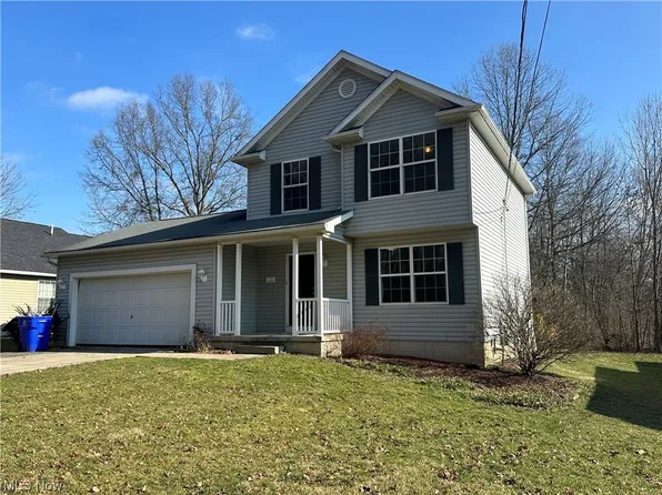6742 Garfield Rd, Ravenna, OH 44266
