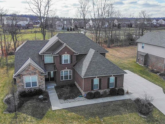 2nd image of 5343 Woodview Way