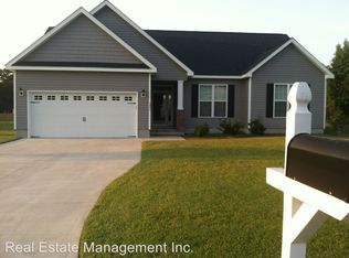 102 Neptune Ct, Havelock, NC 28532