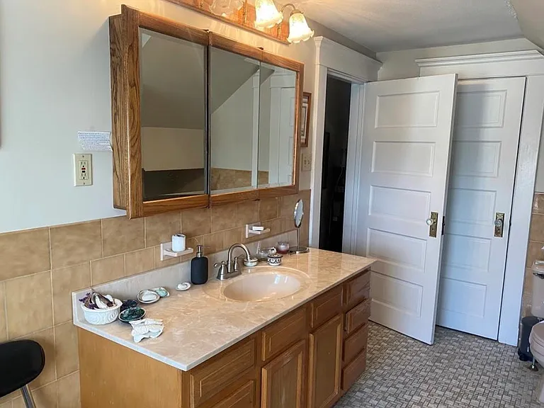 207 Alden Ave #3 — Photo 10