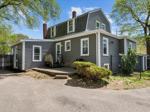 912 S Franklin St, Holbrook, MA 02343