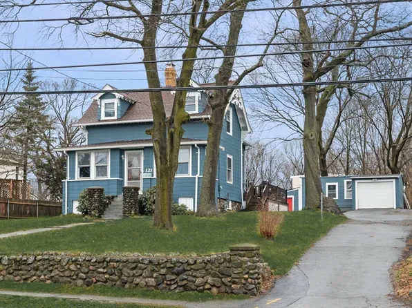 121 Bridge St, Beverly, MA 01915