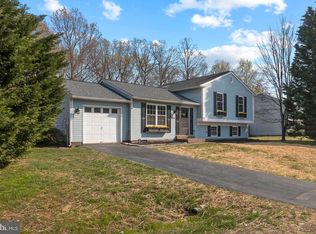 12611 Council Oak Dr, Waldorf, MD 20601