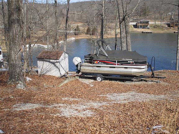 3rd image of 5141 N View Dr