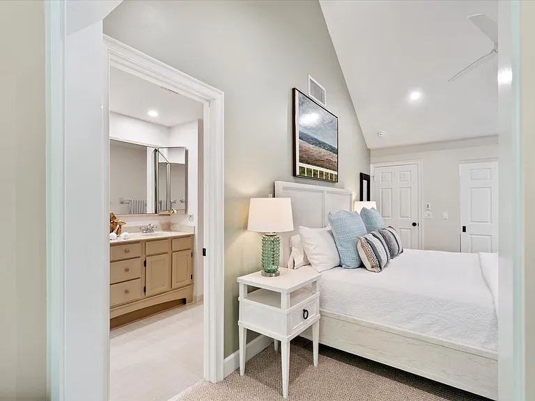 1315 Palmetto Ct #111 — Photo 9