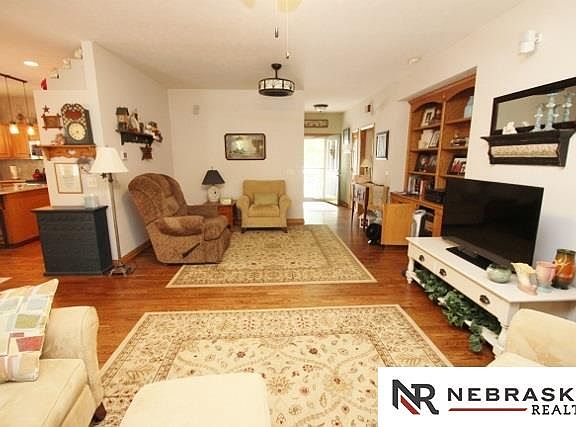 3rd image of 3055 S 35th Ave