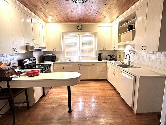 51st image of this home