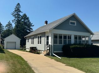 108 N Sunset Ave, Freeport, IL 61032