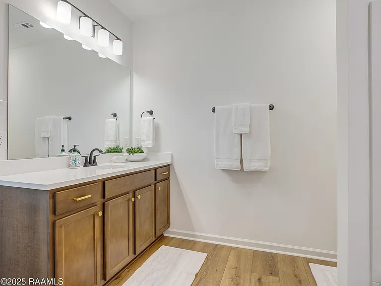 209 Tatum Ln — Photo 18
