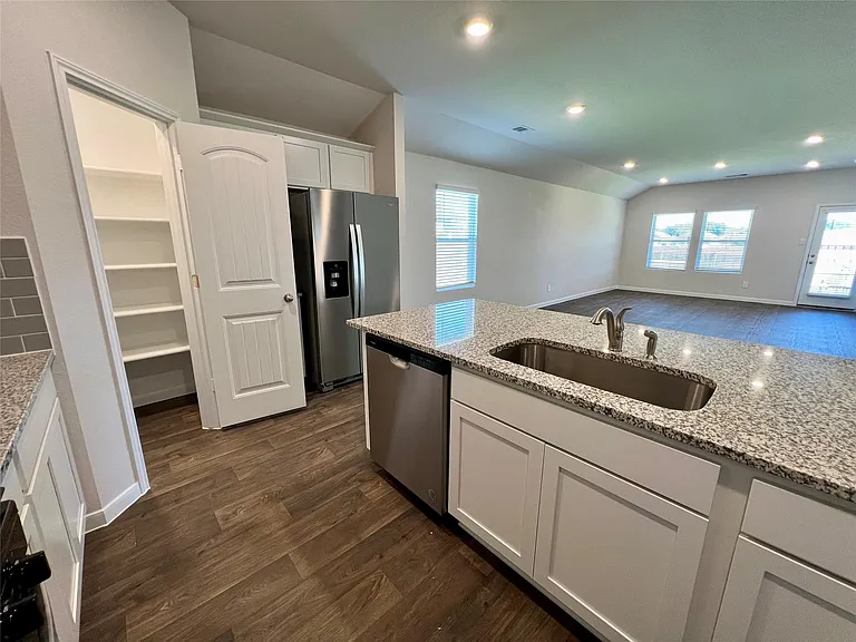 1314 Prescott Pl — Photo 15