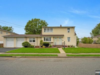 43 Franklin St, Elmwood Park, NJ, 07407