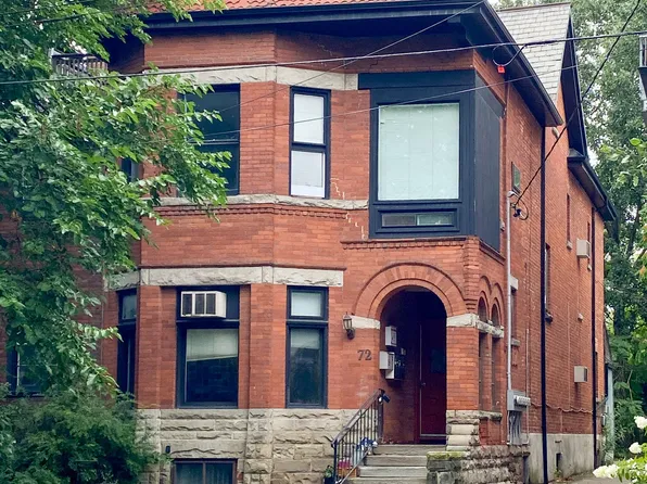 72 Walmer Rd #4, Toronto, ON M5R 2X7